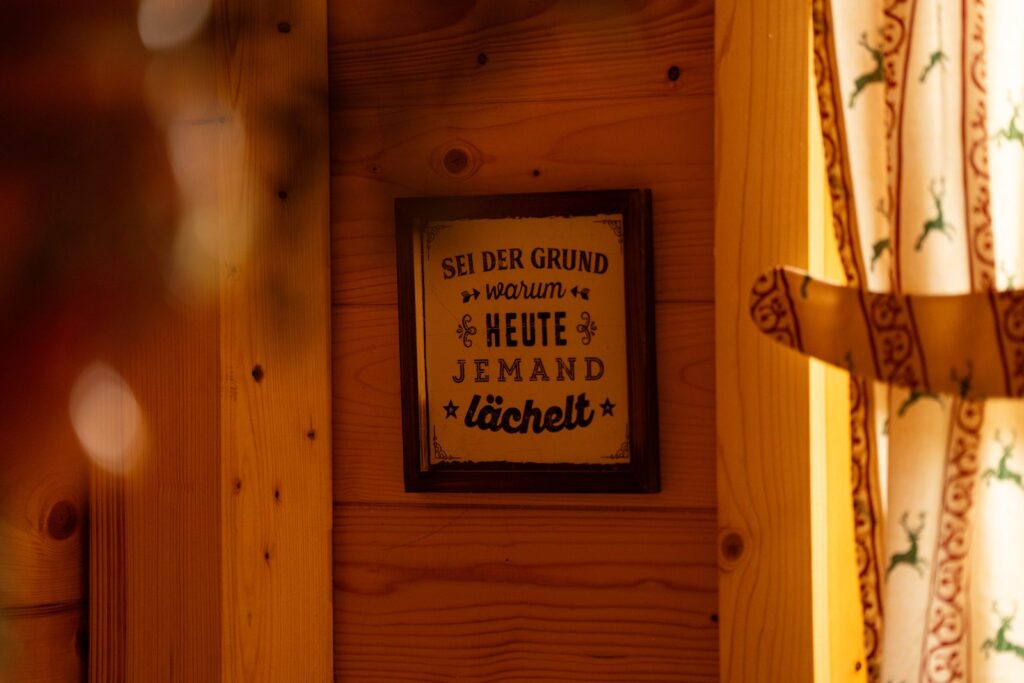 Feier in der Almhütte